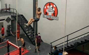 Academia de bomberos y policías El Hidrante