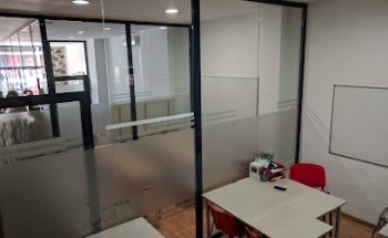 Centro De Estudios Agora