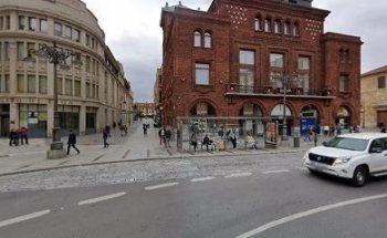 Academia Oposiciones Ludos / Educación física y Economía