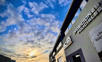 McPOL OPOSICIONES SL